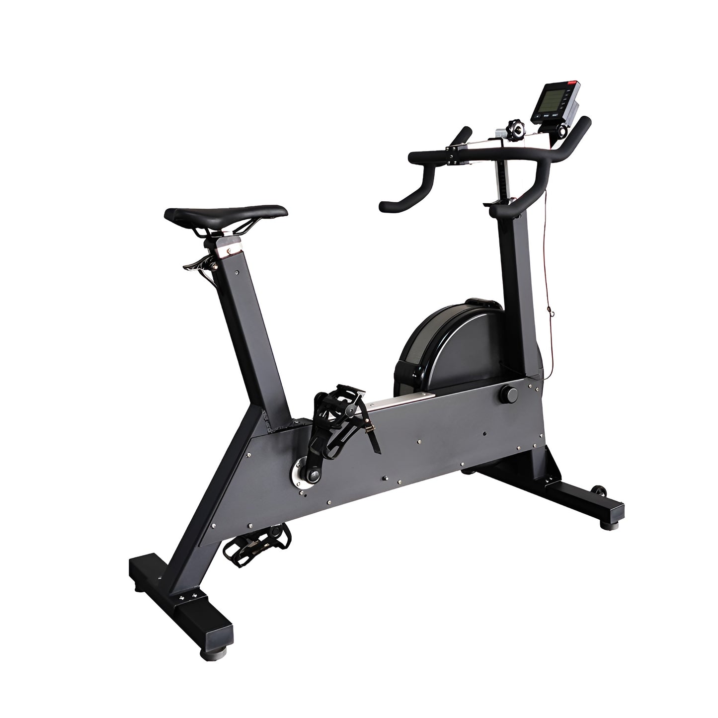 Vue en perspective de trois quarts avant du Bike Erg HALT3R Fitness.