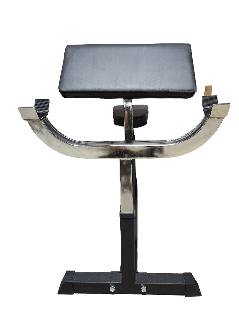 Bench preacher curl prise de vue de face, démontrant le support pour la barre ainsi que l'ajustement en hauteur.
