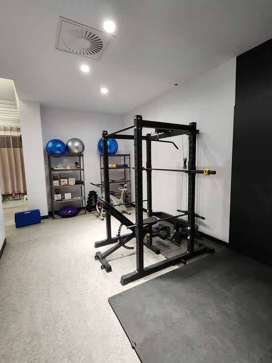 Aménagement d'un espace d'entraînement fonctionnel et de réadaptation réalisé par HALT3R chez Physiothérapie LPS à Shawinigan