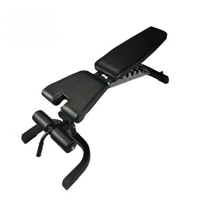 Banc d'entraînement multi-positions (FID) permettant les positions inclinée, plate et déclinée.