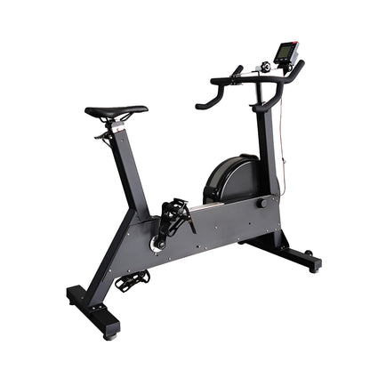 Vue en perspective de trois quarts avant du Bike Erg HALT3R Fitness.
