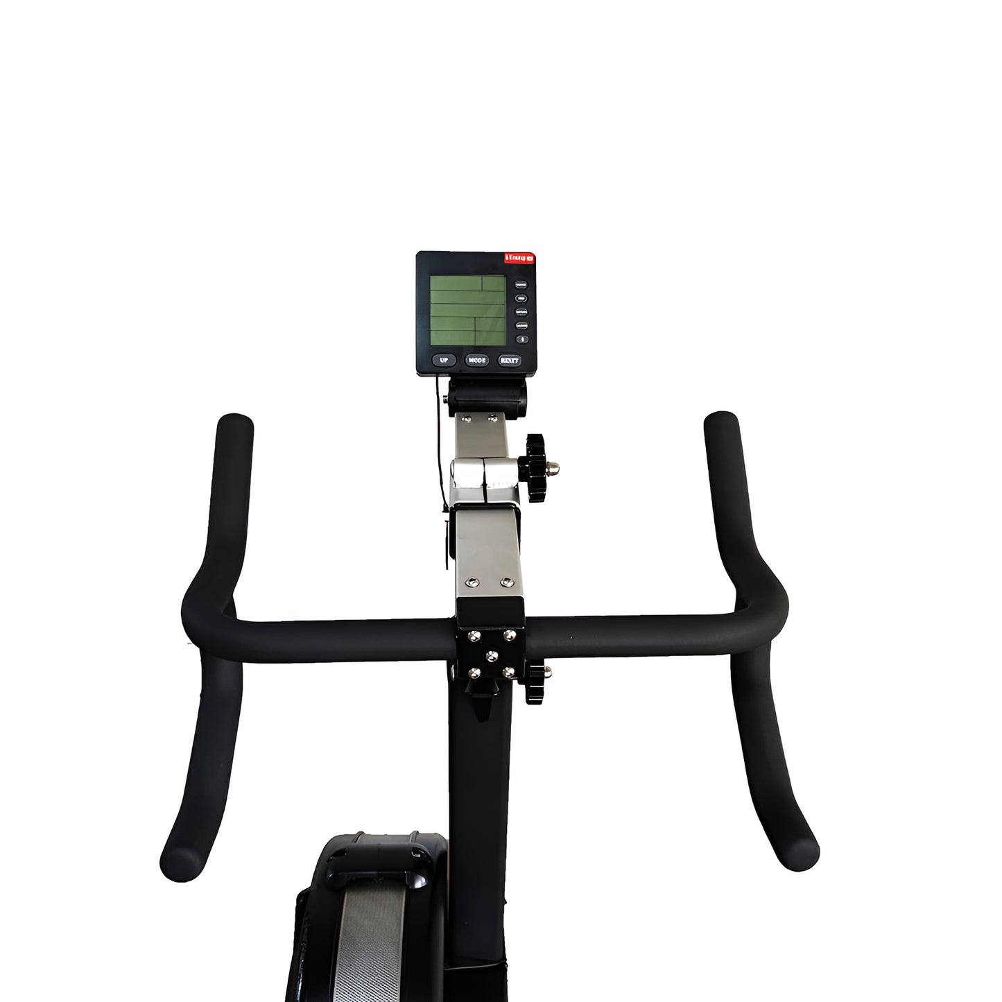 Gros plan détaillé du guidon multipositions et du moniteur de performance du Bike Erg HALT3R Fitness.