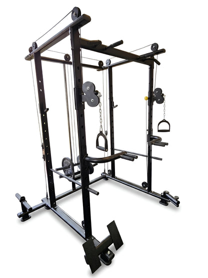 Construction en acier, polyvalente, peu encombrante, sûre et stable de la machine functional trainer X1.