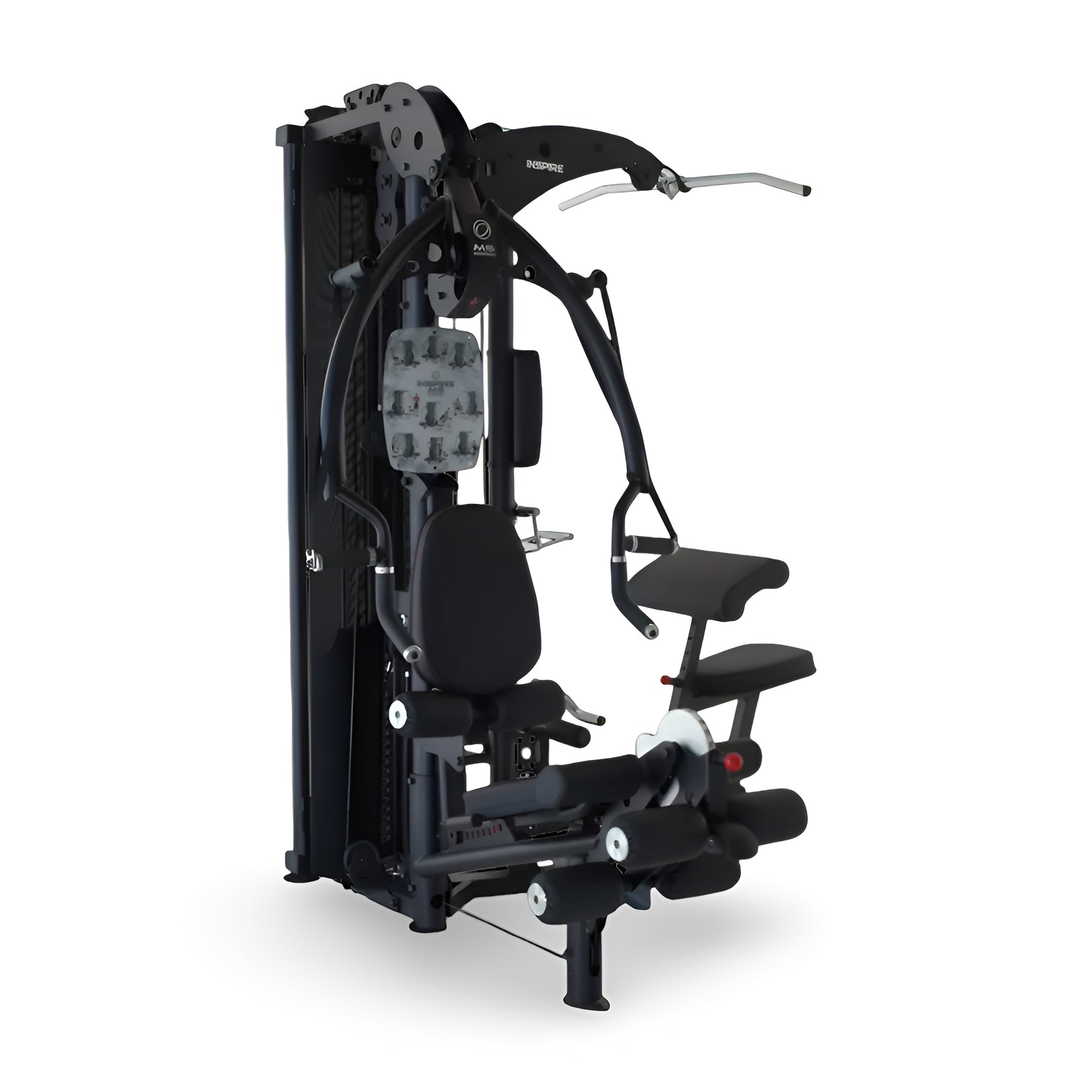 Station de musculation complète Inspire M5 avec structure robuste en acier et sièges orthopédiques.