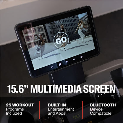 Gros plan de l'interface utilisateur de l'écran Inspire T7S affichant la distance, la vitesse, l'inclinaison et le rythme cardiaque.