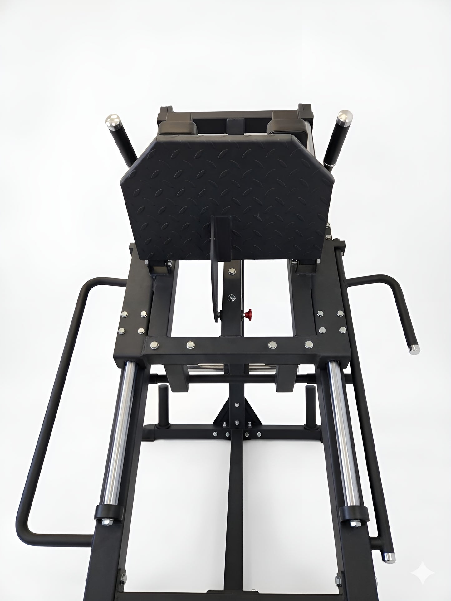 Vue perspective de la machine combinée Leg Press et Hack Squat HALT3R Fitness, finition noire mate.