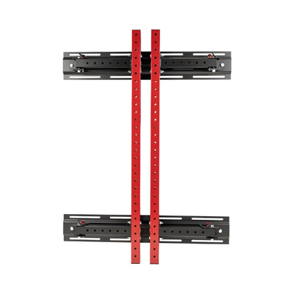 Rack à squat mural pliable 3x3 en acier robuste, replié contre le mur pour un gain d’espace maximal dans un gym maison.