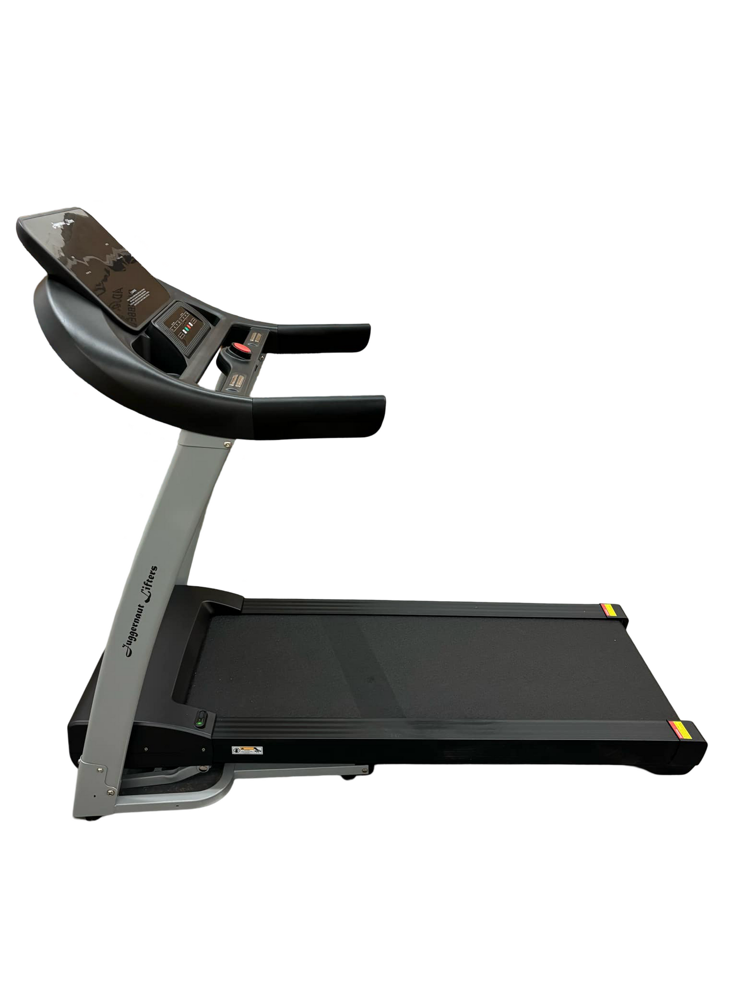 Prise de vue de côté du tapis de course CompactPro, le tapis le plus versatile sur le marché.